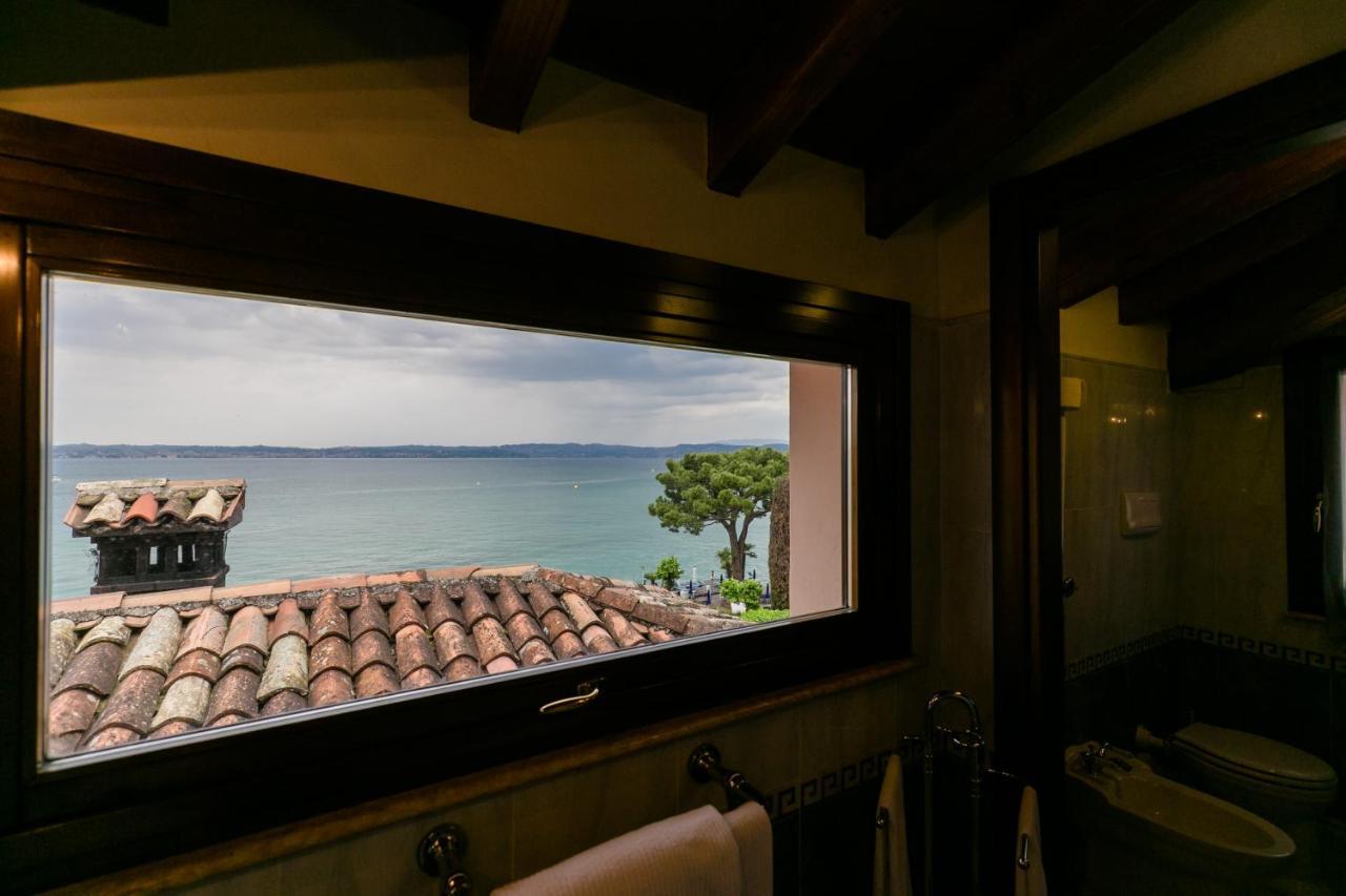 Hotel Pace Sirmione Exterior photo