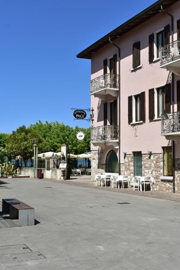 Hotel Pace Sirmione Exterior photo