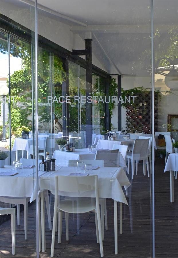Hotel Pace Sirmione Exterior photo