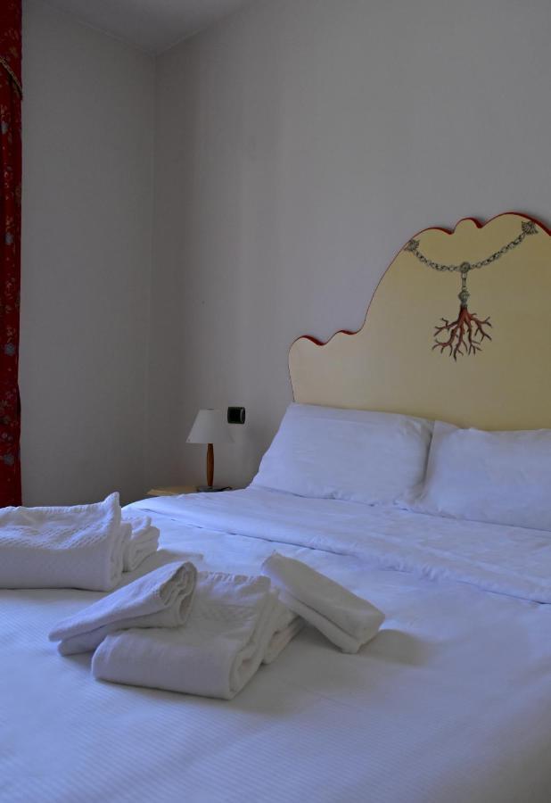 Hotel Pace Sirmione Exterior photo