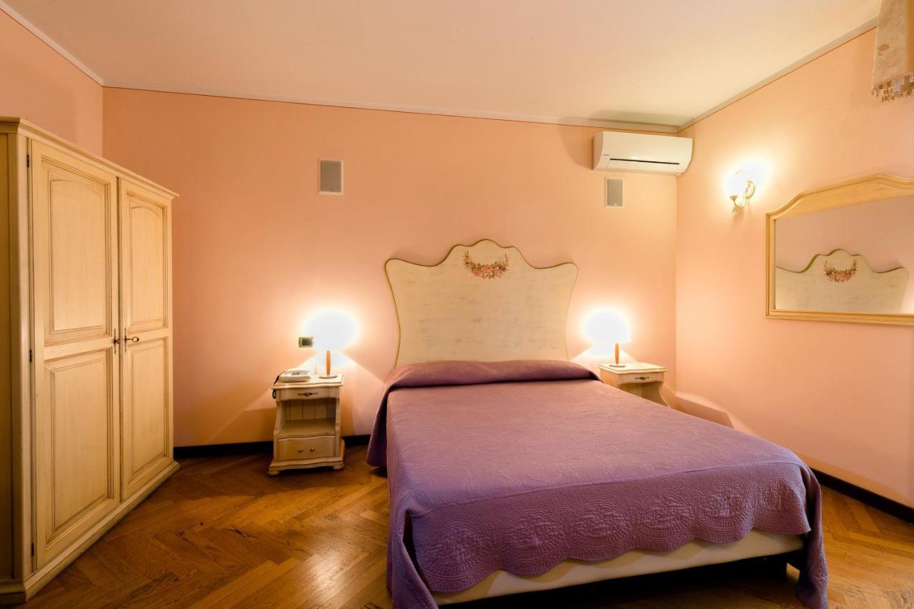 Hotel Pace Sirmione Exterior photo